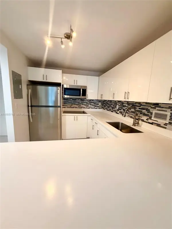 2301 Collins Ave #311, Miami Beach, FL 33139