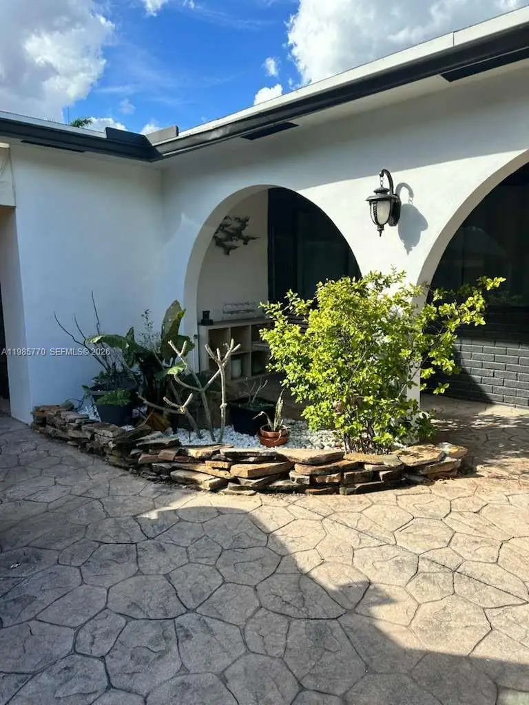 2827 Mckinley St, Hollywood, FL 33020 - #3