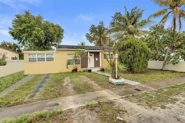 1675 NE 160th St, North Miami Beach, FL 33162