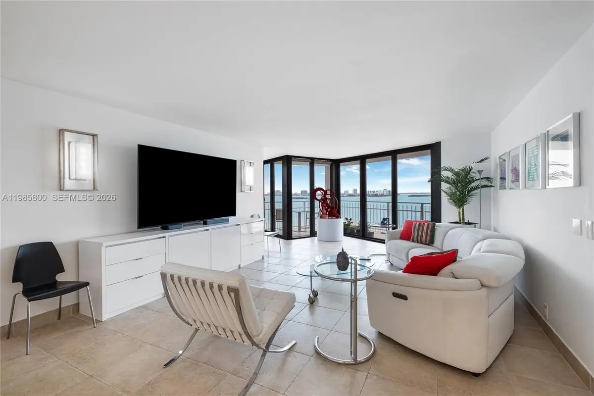 4000 Towerside Ter #1102, Miami, FL 33138 - #1