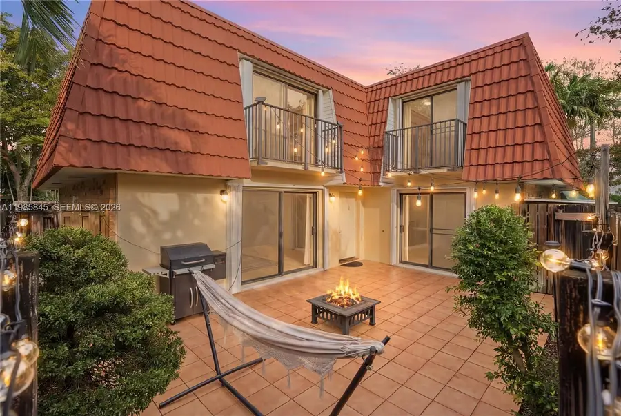 752 NW 98th Way, Plantation, FL 33324 - #2