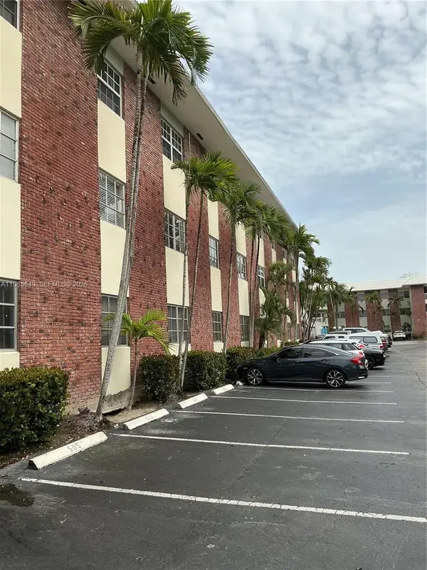 2424 SE 17th Cswy #111B, Fort Lauderdale, FL 33316