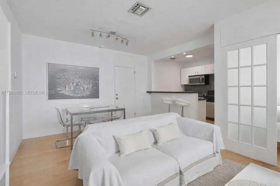 1001 7th St #202, Miami Beach, FL 33139 - #3