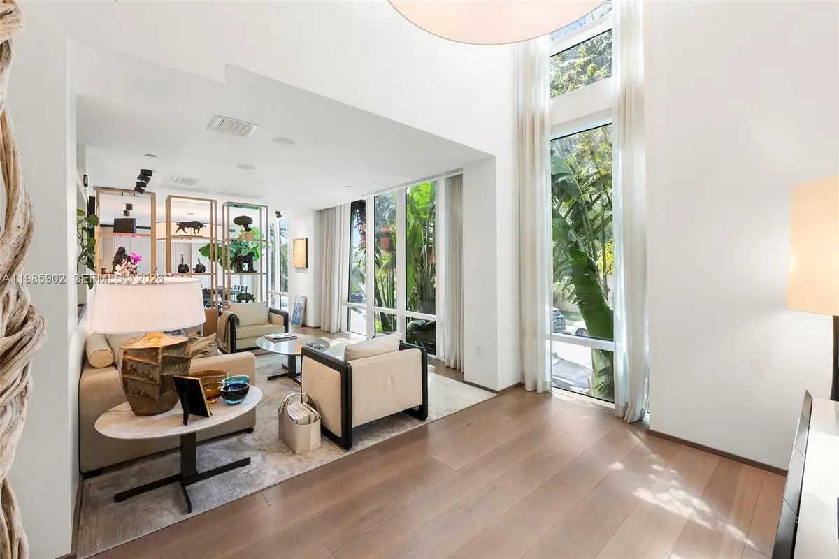 601 NE 27 #TH104, Miami, FL 33137 - #1