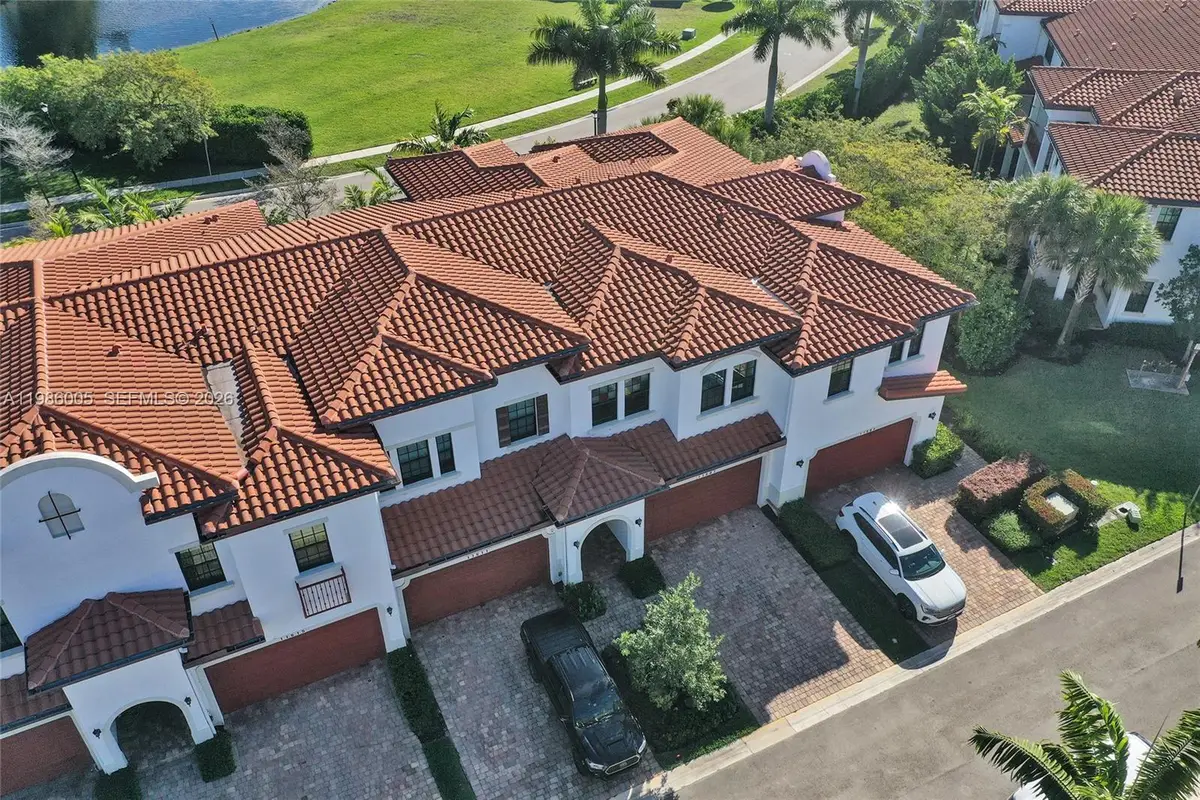 11607 SW 13th Dr, Pembroke Pines, FL 33025 - #1