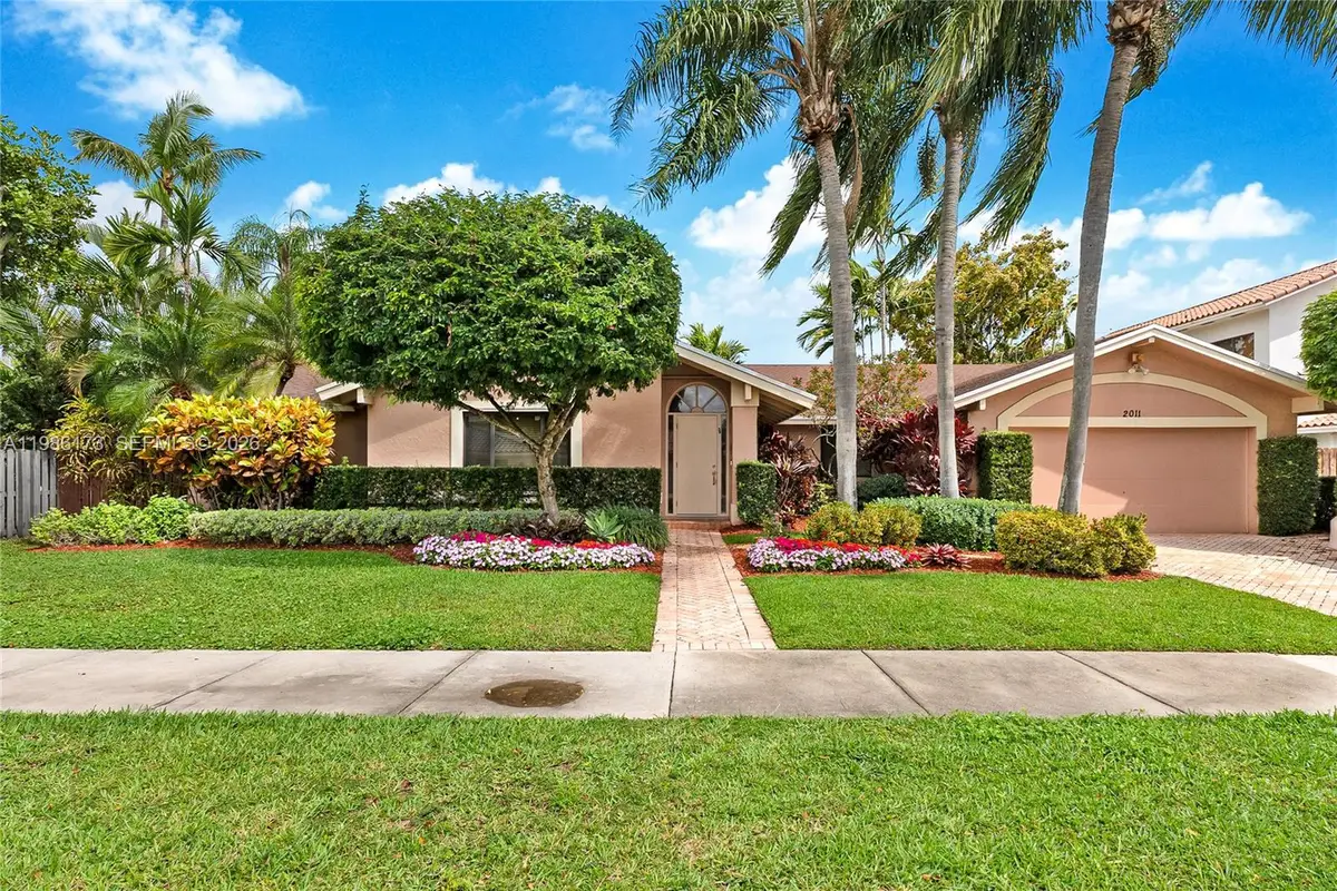 2011 NE 211th Ter, Miami, FL 33179 - #1