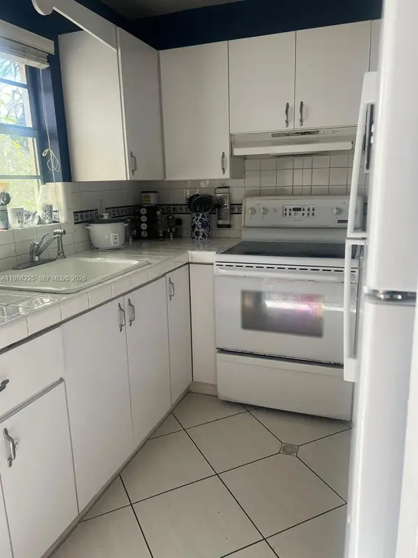 6620 W 2nd Ct #407, Hialeah, FL 33012