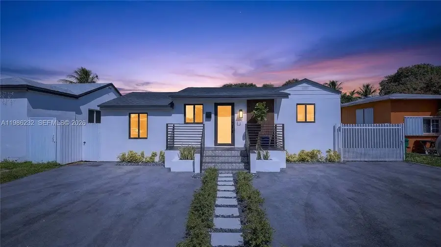 3135 SW 7th St, Miami, FL 33135 - #2