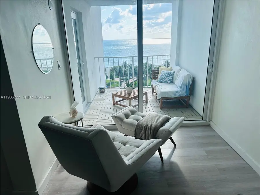 6450 Collins Ave #903, Miami Beach, FL 33141 - #3