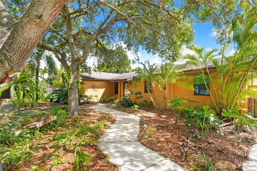 28101 SW 161st Ave, Homestead, FL 33033 - #2