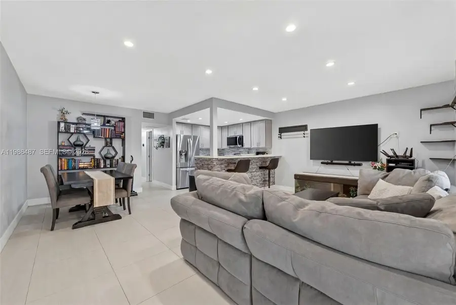 8616 SW 103rd Ave, Miami, FL 33173 - #2