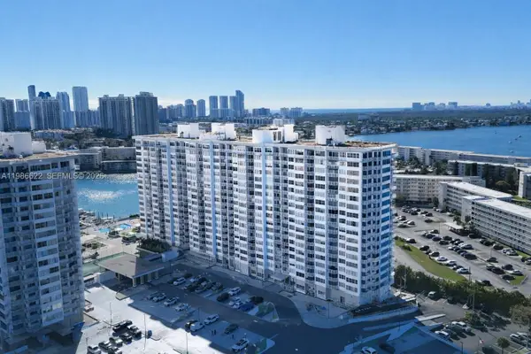 18041 Biscayne Blvd #202, Aventura, FL 33160