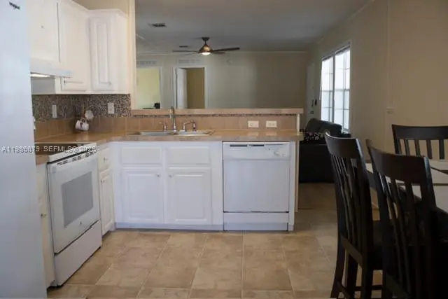 47J W Jasmine Ln, Davie, FL 33325 - #2