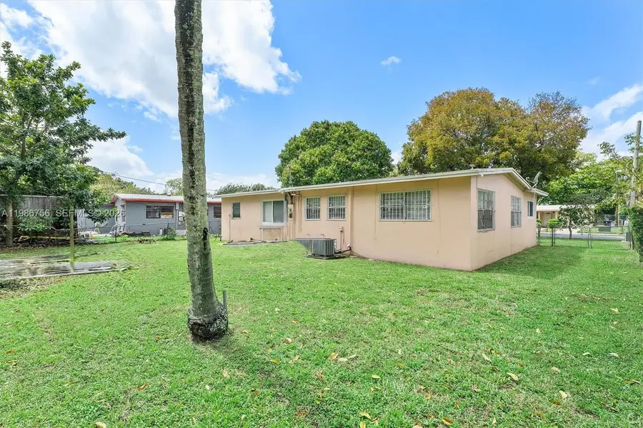 1804 NW 18th Ct, Fort Lauderdale, FL 33311 - #3