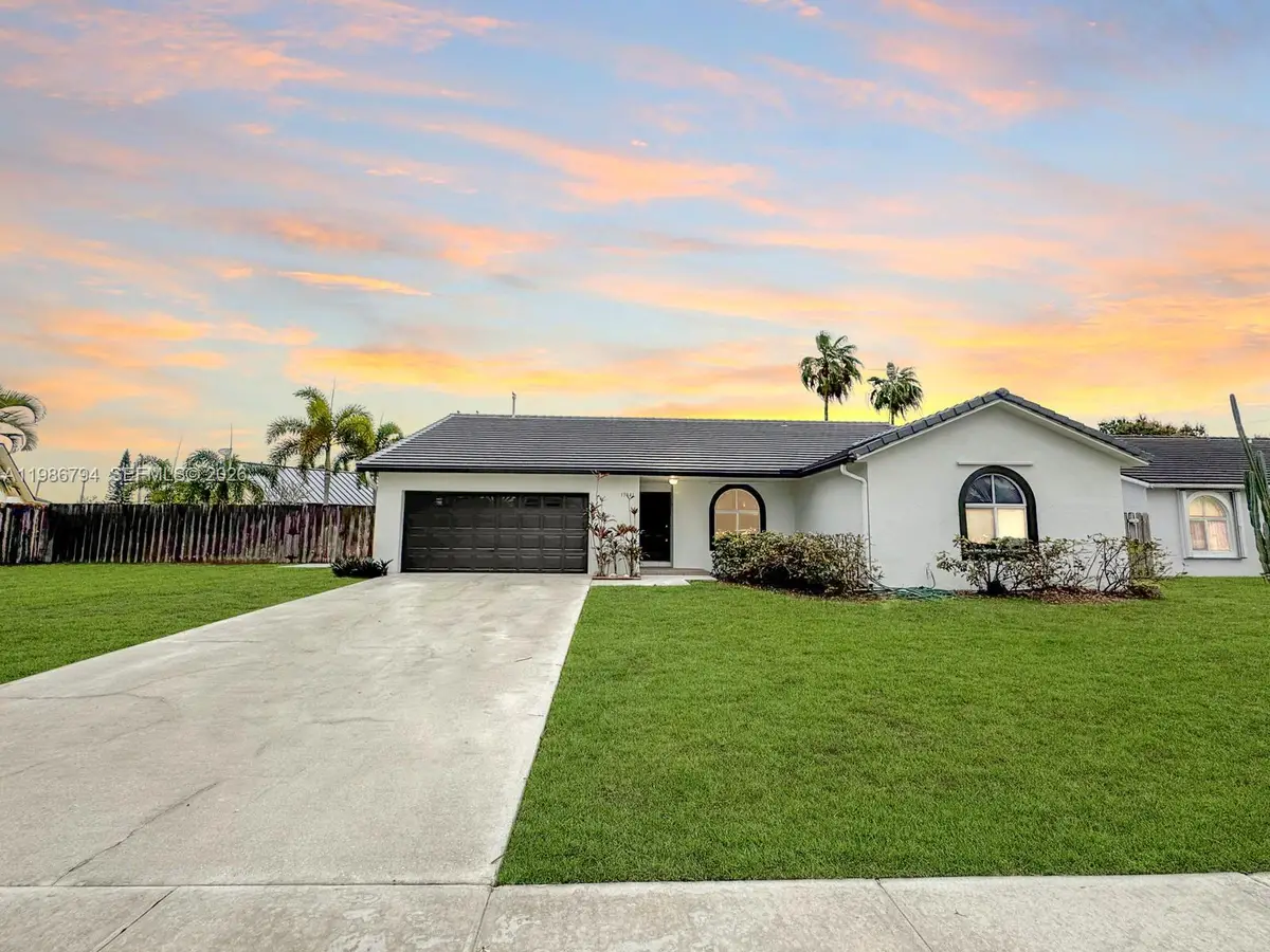 15041 SW 147th Pl, Miami, FL 33196 - #1