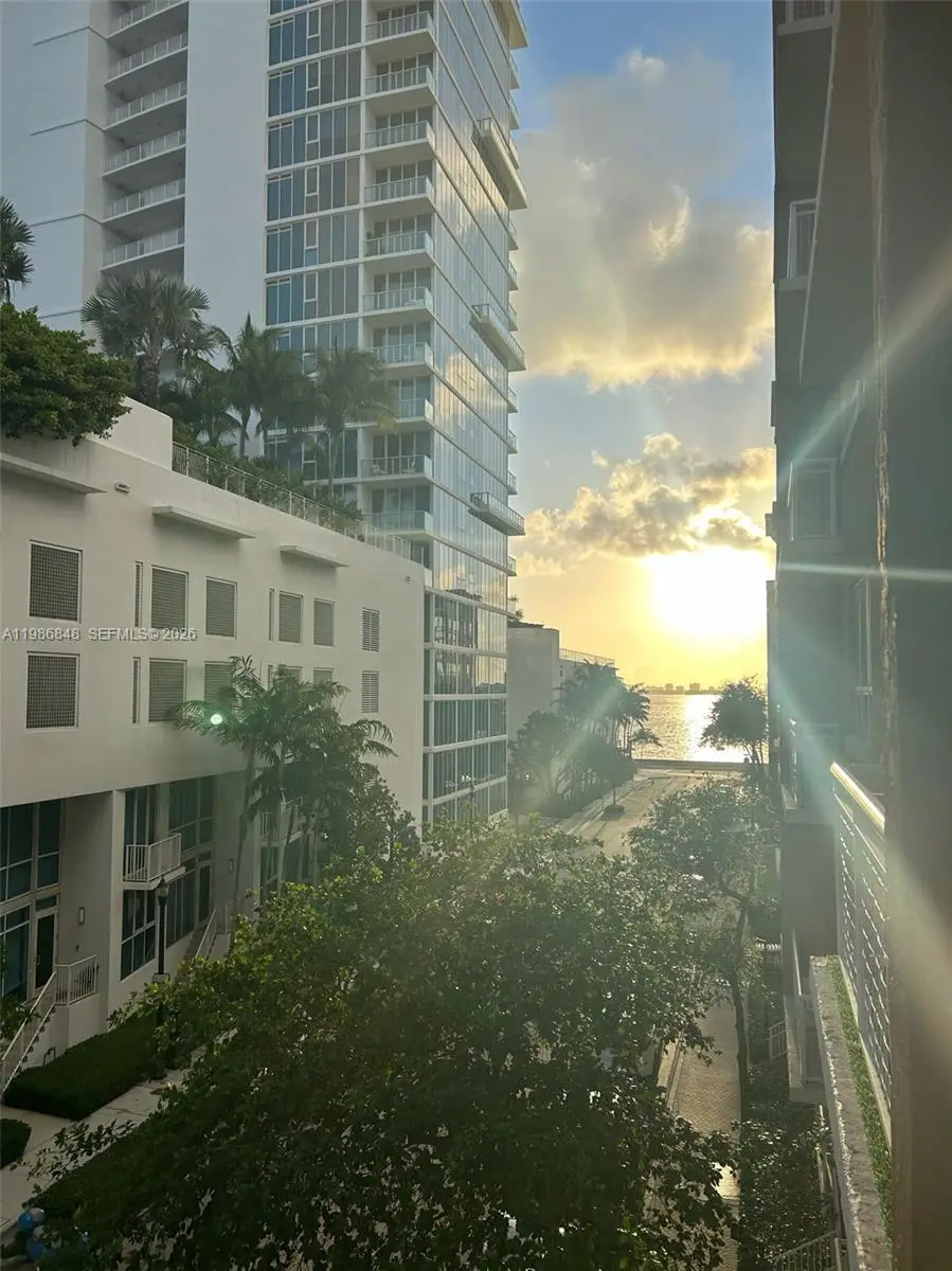 2001 Biscayne Blvd #2310, Miami, FL 33137 - #3