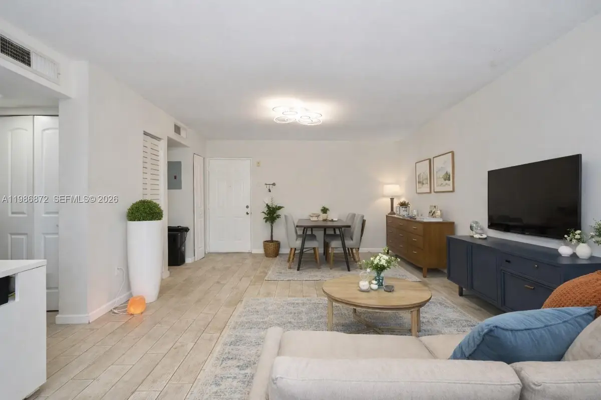 8240 SW 210th St #207, Cutler Bay, FL 33189 - #1