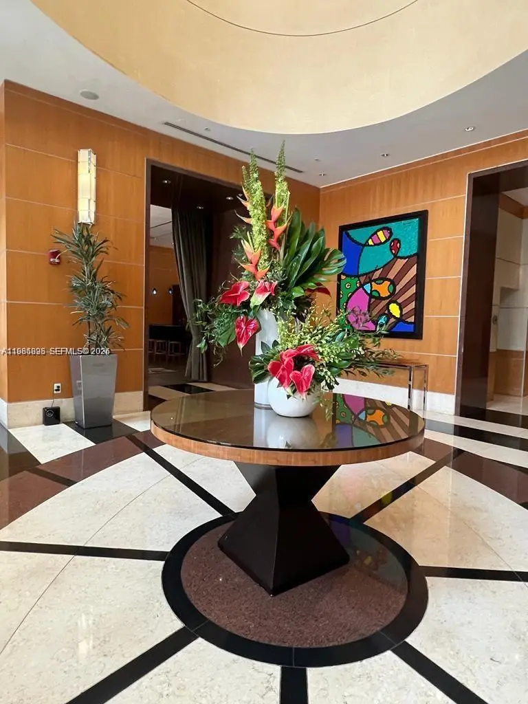 253 NE 2nd St #3806, Miami, FL 33132 - #2