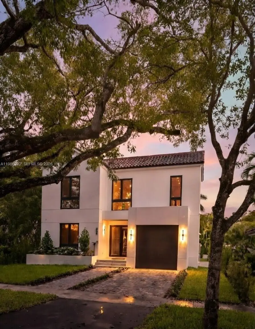 555 Catalonia Ave, Coral Gables, FL 33134 - #3