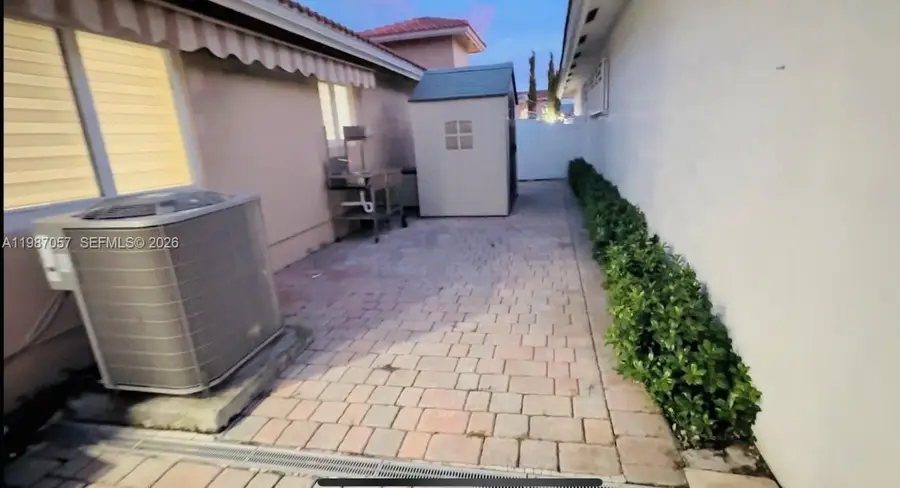 8807 NW 109th Ter, Hialeah Gardens, FL 33018 - #3
