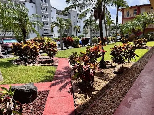 5050 Bayview Dr #17, Fort Lauderdale, FL 33308 - #2