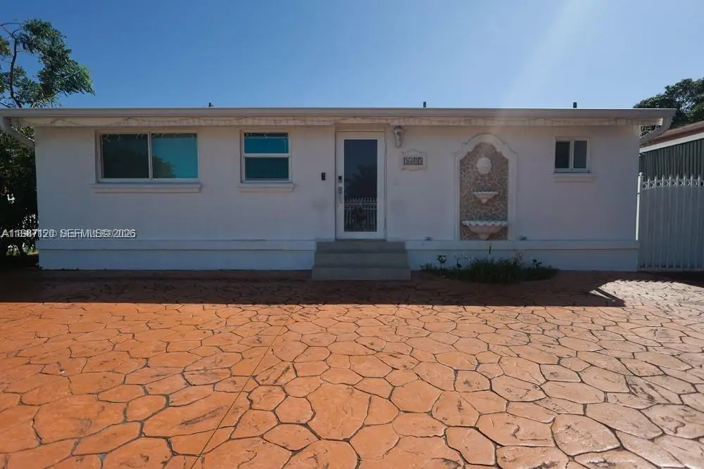 3495 W 2nd Ave, Hialeah, FL 33012 - #1