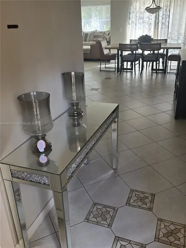 6690 NW 38th Dr, Lauderhill, FL 33319