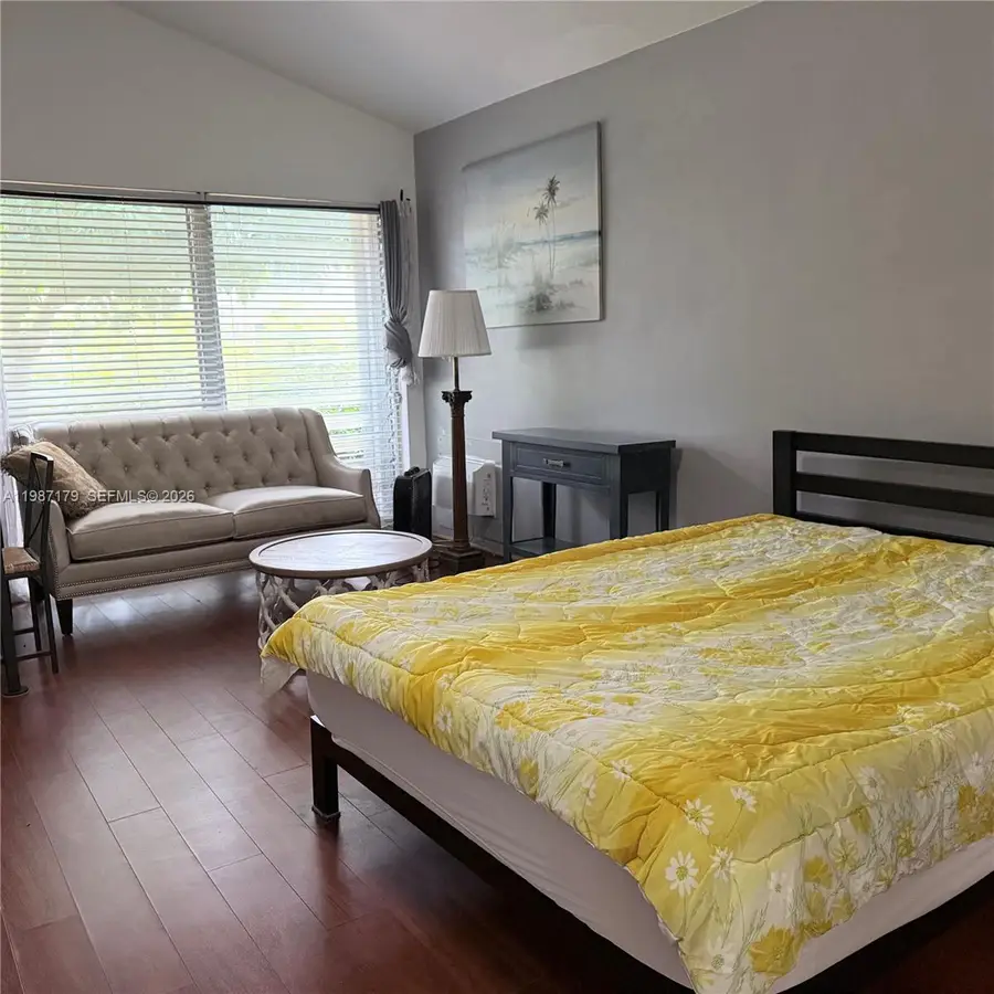 2633 NE 32nd St #A, Fort Lauderdale, FL 33306 - #3