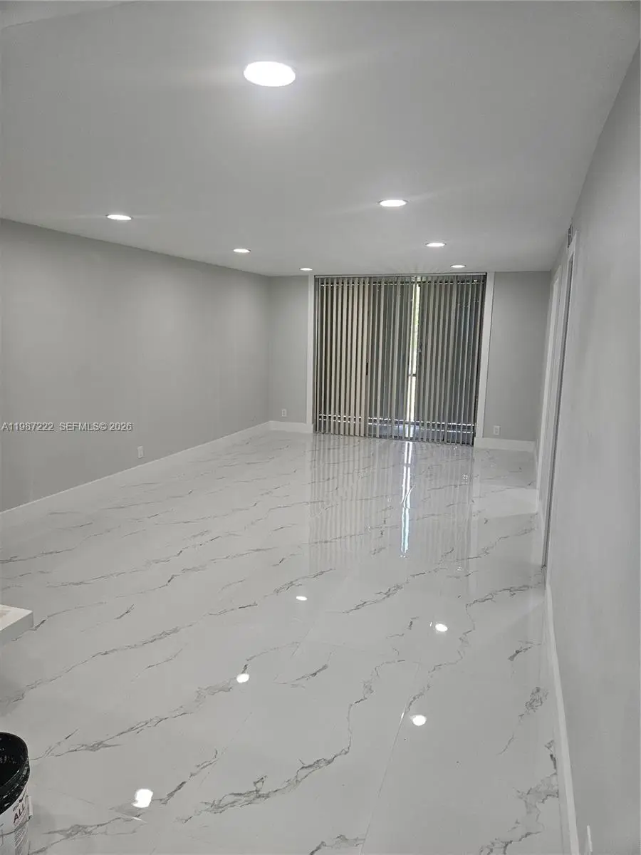 700 S Hollybrook Dr #207, Pembroke Pines, FL 33025 - #3