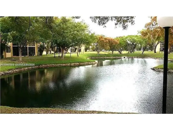 3253 Foxcroft Rd #G107, Miramar, FL 33025