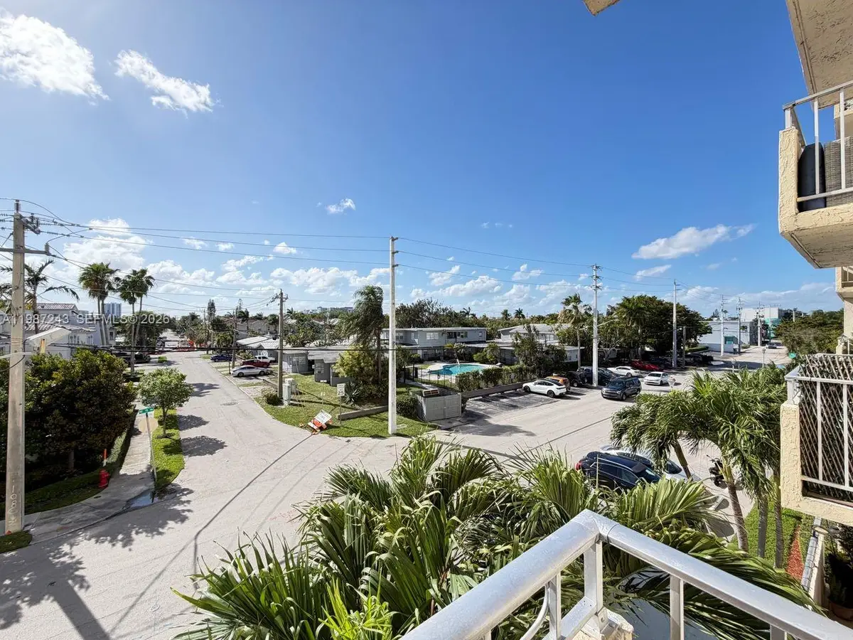 900 NE 18th Avenue #304, Fort Lauderdale, FL 33304 - #1