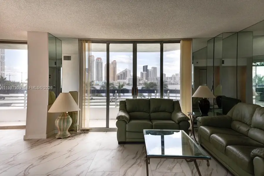 3600 Mystic Pointe Dr #613, Aventura, FL 33180 - #3