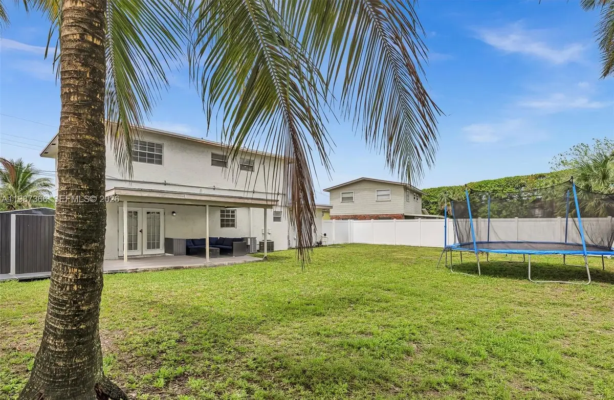 1220 NW 52nd Ave, Lauderhill, FL 33313 - #1