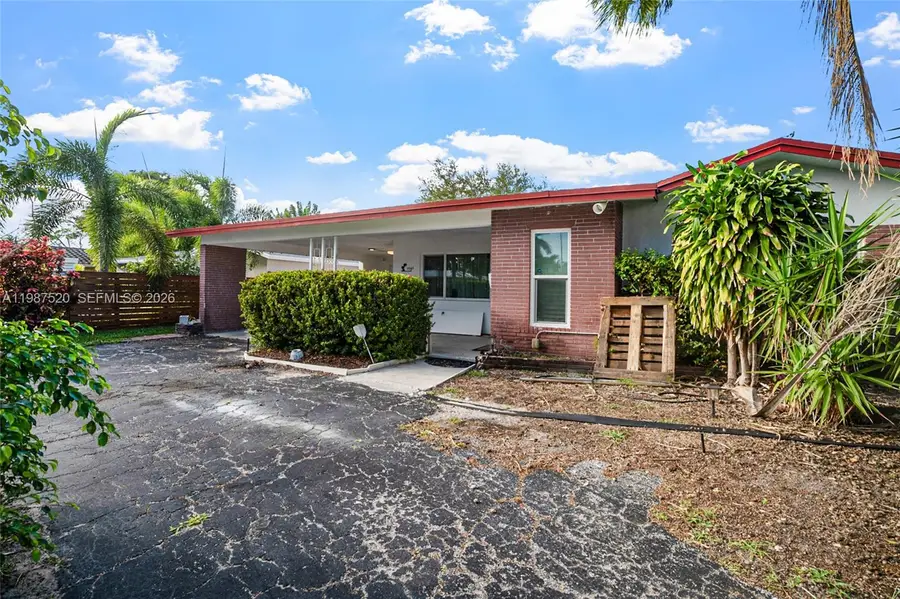 1761 NE 37th St, Oakland Park, FL 33334 - #2