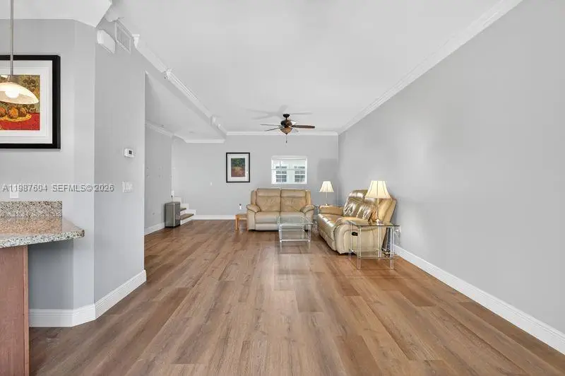 630 SE 15th St #5, Fort Lauderdale, FL 33316 - #3