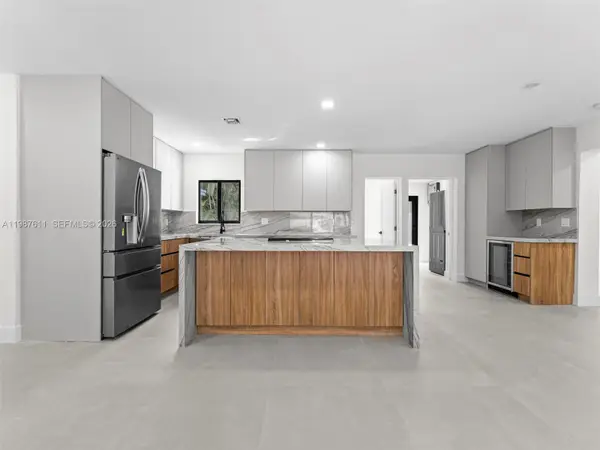 610 NE 164th Ter, North Miami Beach, FL 33162