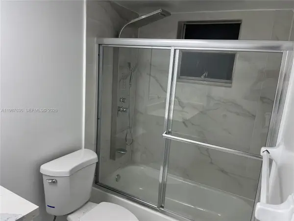 233 NE 14th Ave #406, Hallandale Beach, FL 33009