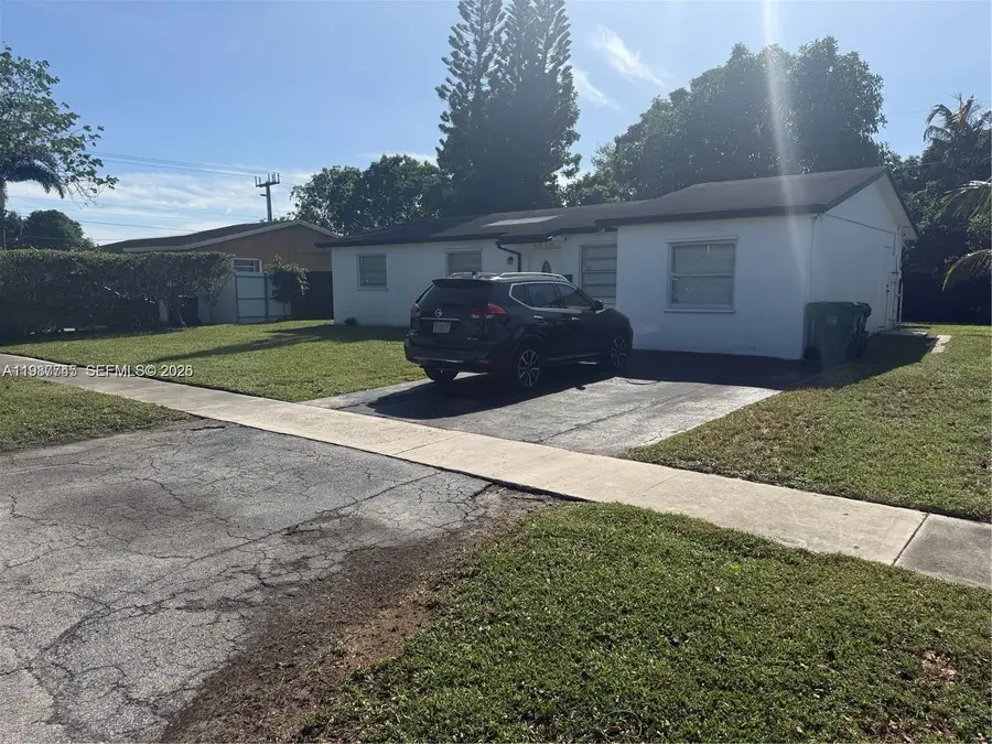 4910 NW 18th St, Lauderhill, FL 33313 - #2