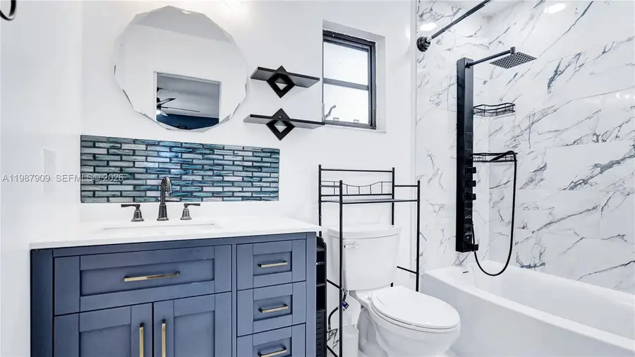 1007 N 31st Rd, Hollywood, FL 33021 - #2