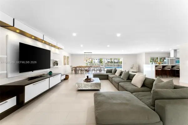 1525 Diplomat Pkwy, Hollywood, FL 33019