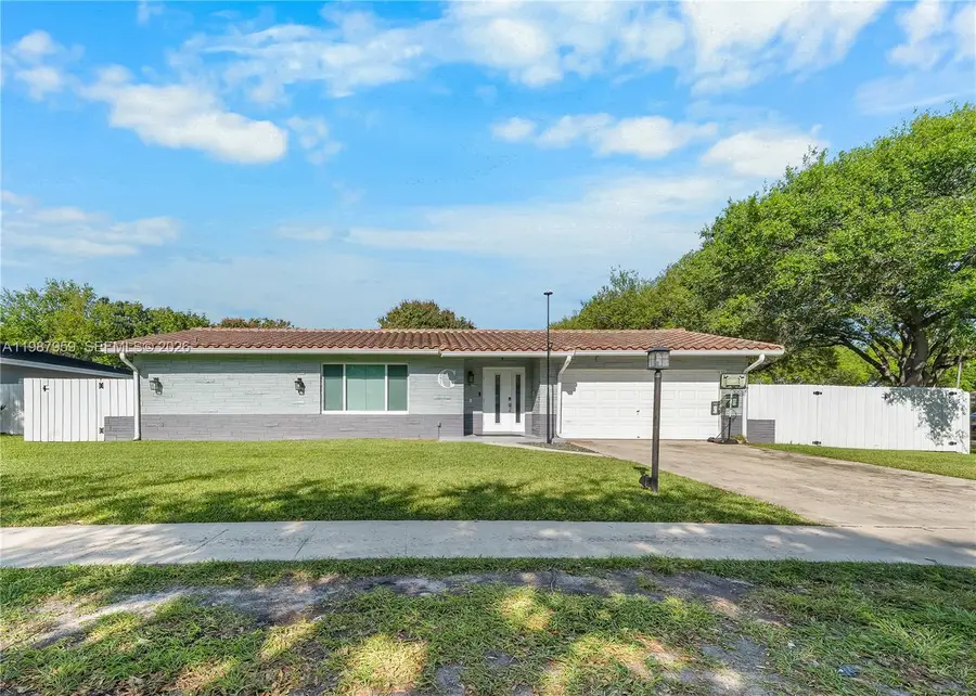 491 NW 45th Ter, Plantation, FL 33317 - #2