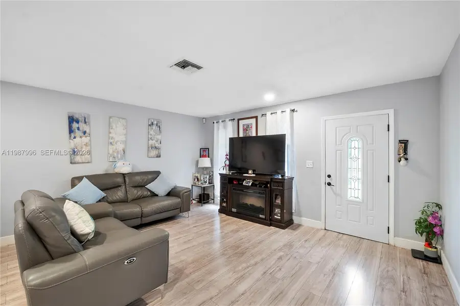 6320 Sherman St, Hollywood, FL 33024 - #3