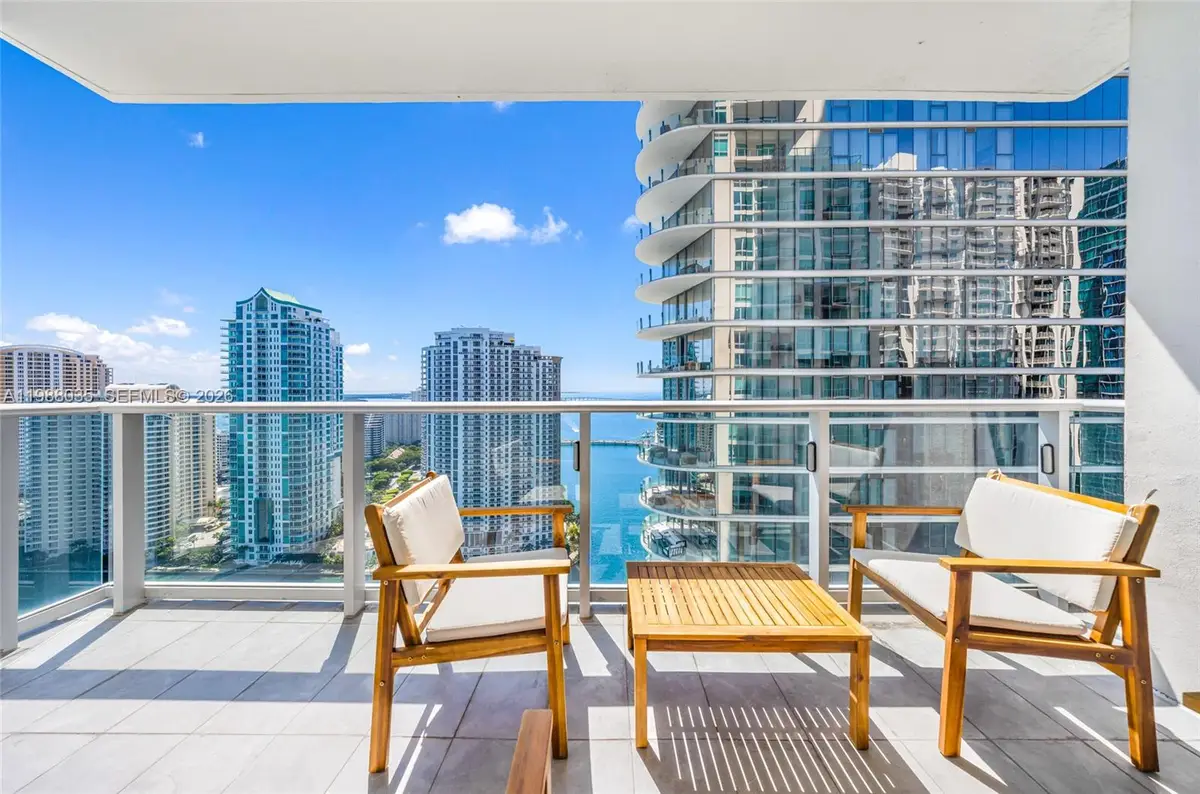 300 S Biscayne Blvd #T-2806, Miami, FL 33131 - #1