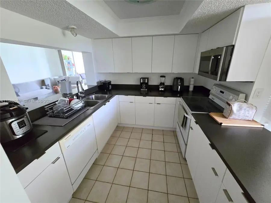 1811 Sabal Palm Dr #408, Davie, FL 33324 - #3