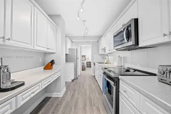 1401 S Ocean Blvd #407, Pompano Beach, FL 33062