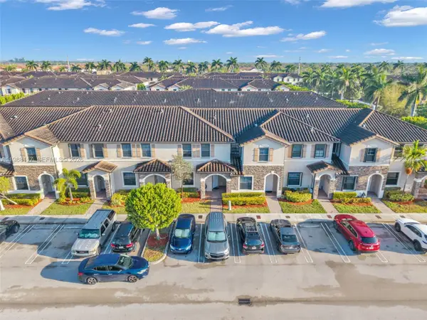 11477 SW 250th St, Homestead, FL 33032