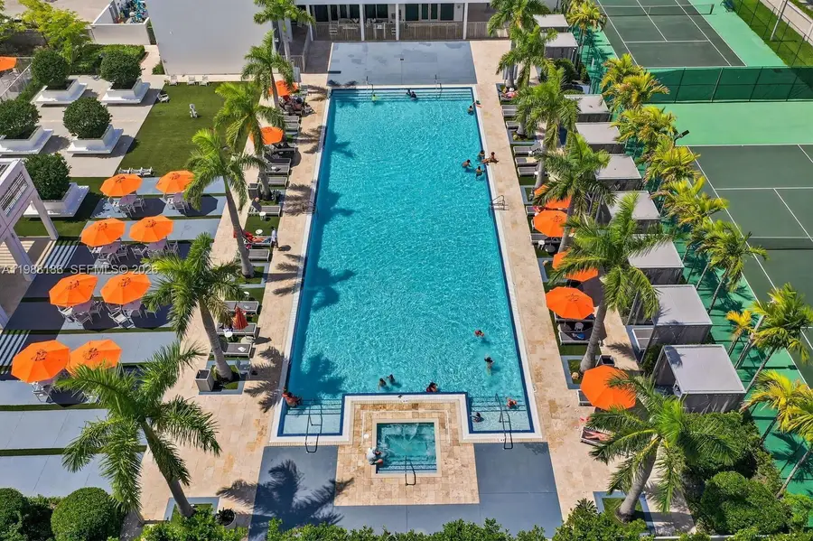 10460 NW 67th St, Doral, FL 33178 - #2