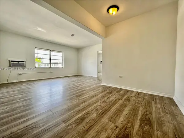 428 NE 82nd St #3E, Miami, FL 33138