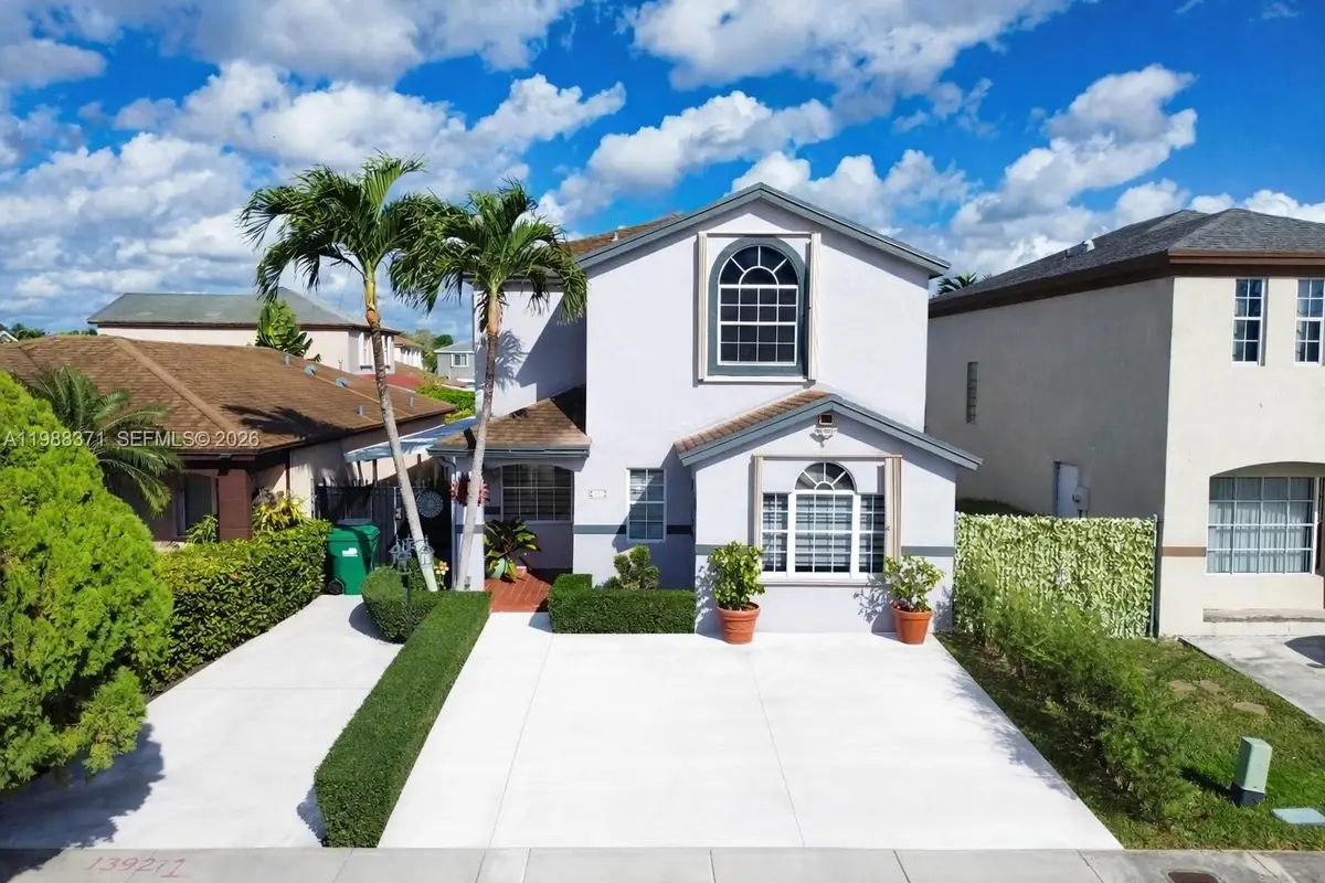 13921 SW 164th St, Miami, FL 33177 - #1