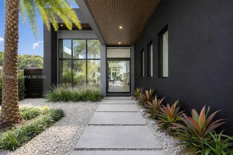 280 NW 47th St, Miami, FL 33127 - #3